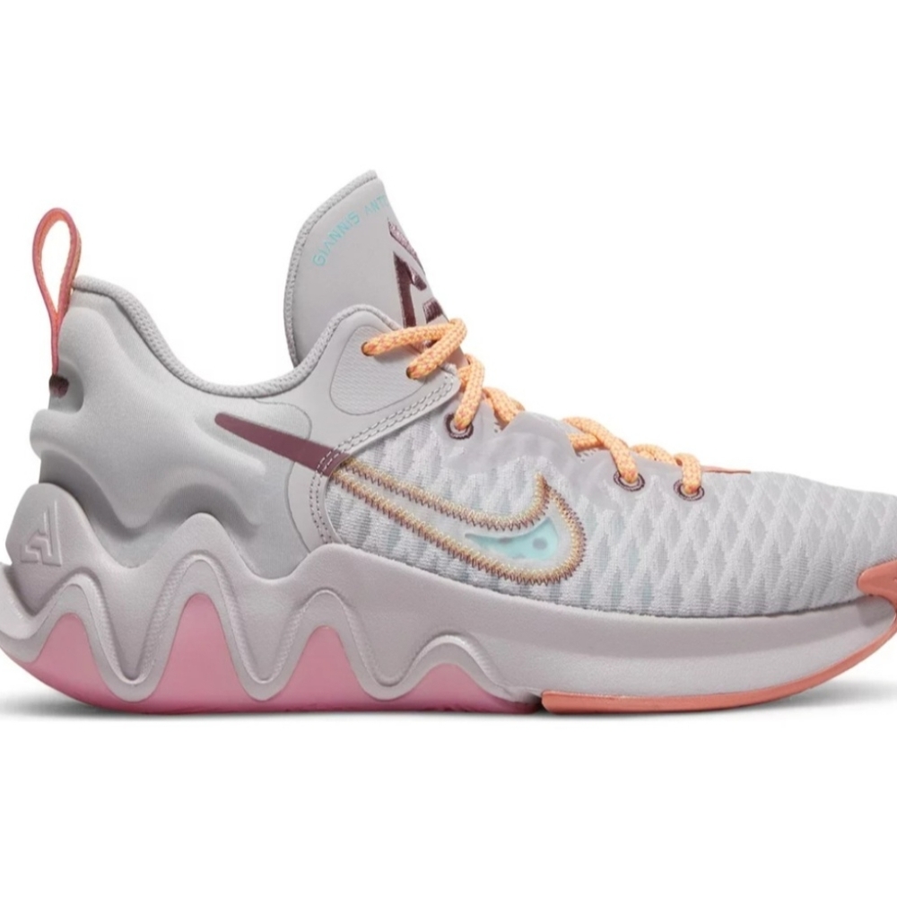 Nike Giannis Immortality Force Field "Super Smoothie" Size 10